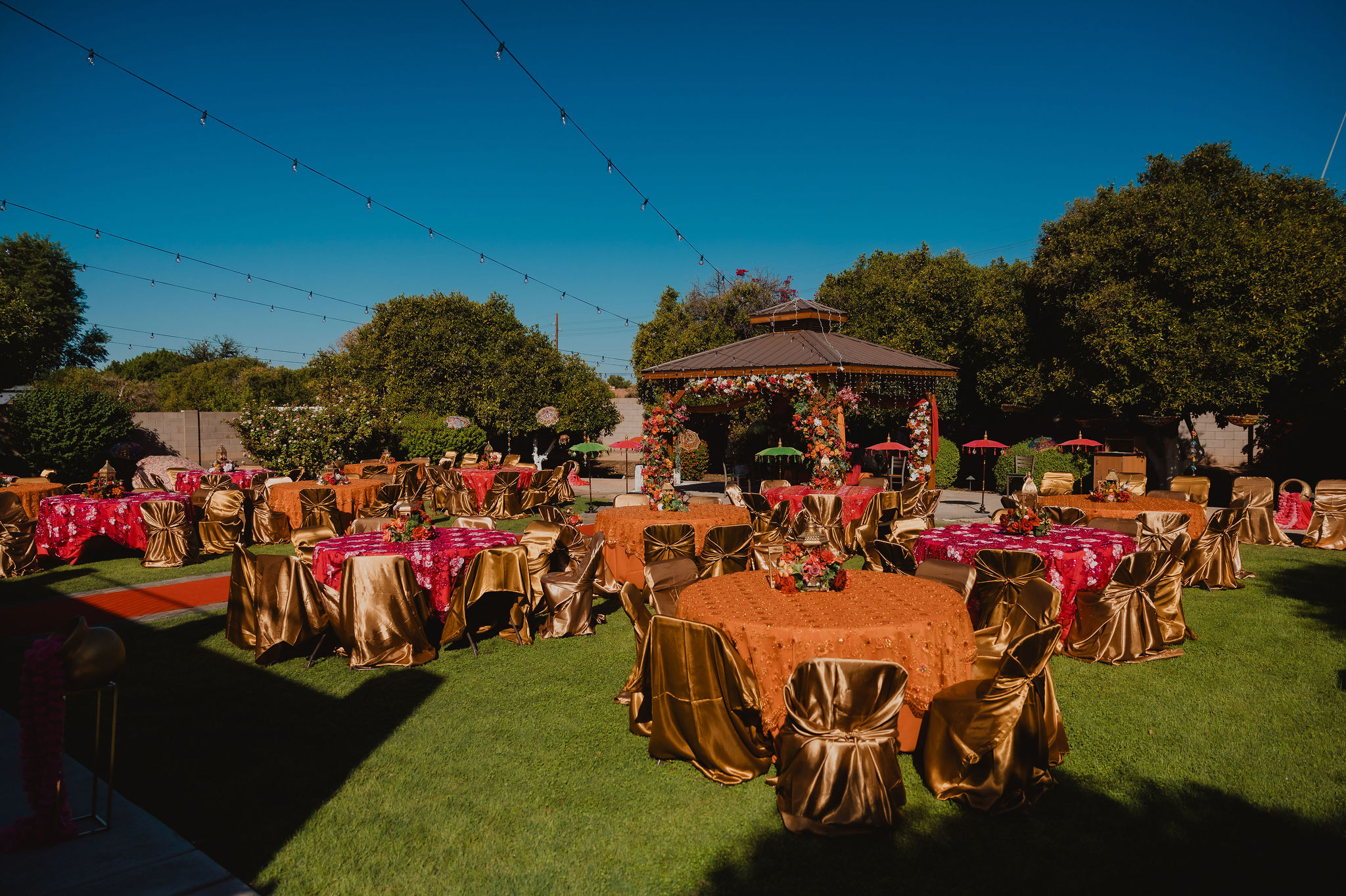 Backyard Mendhi Maiyan and Jaggo celebration photograph from Amrit and Yousef’s wedding celebration