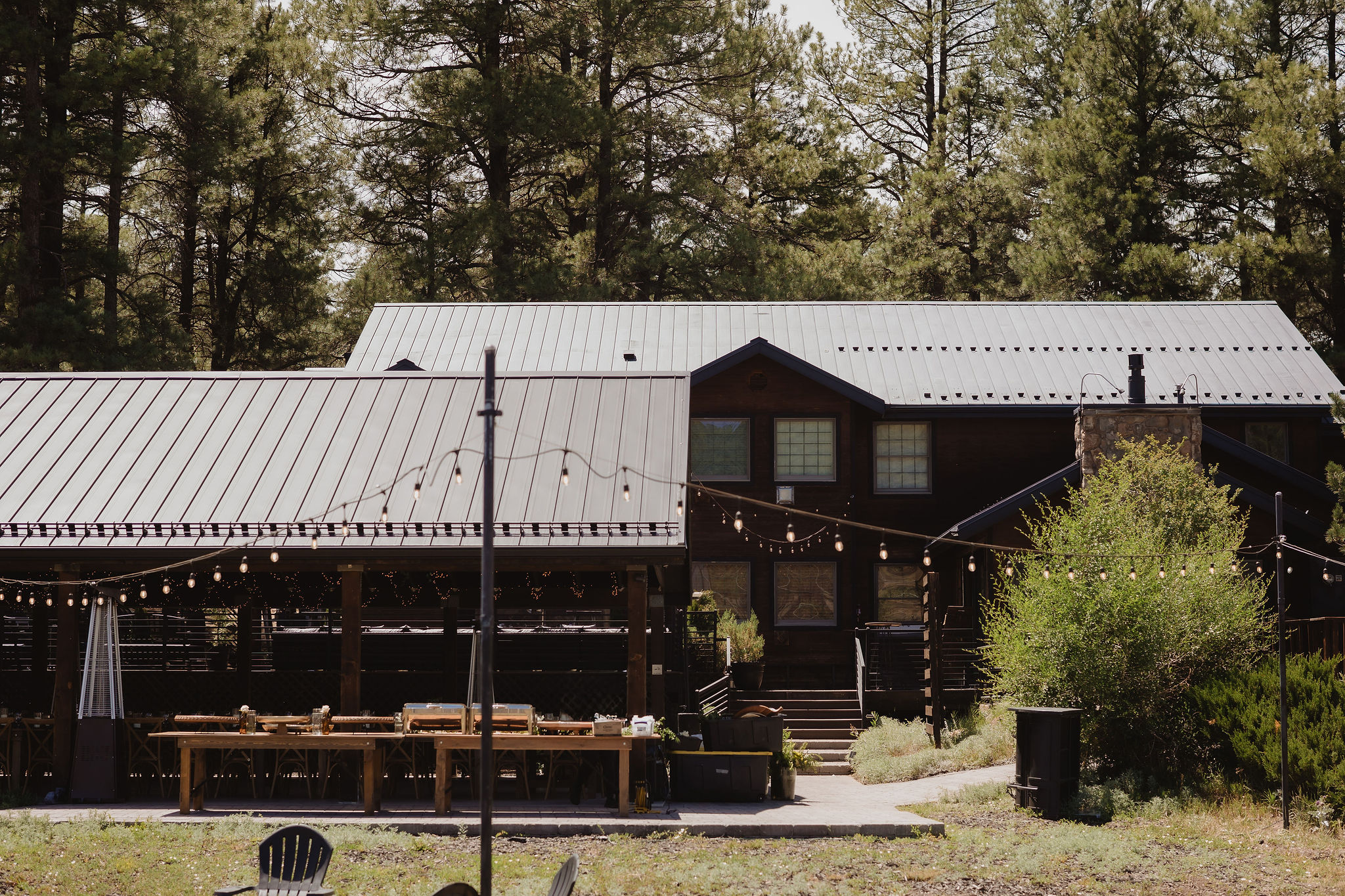 Aldea in the Woods cabin wedding venue in Flagstaff